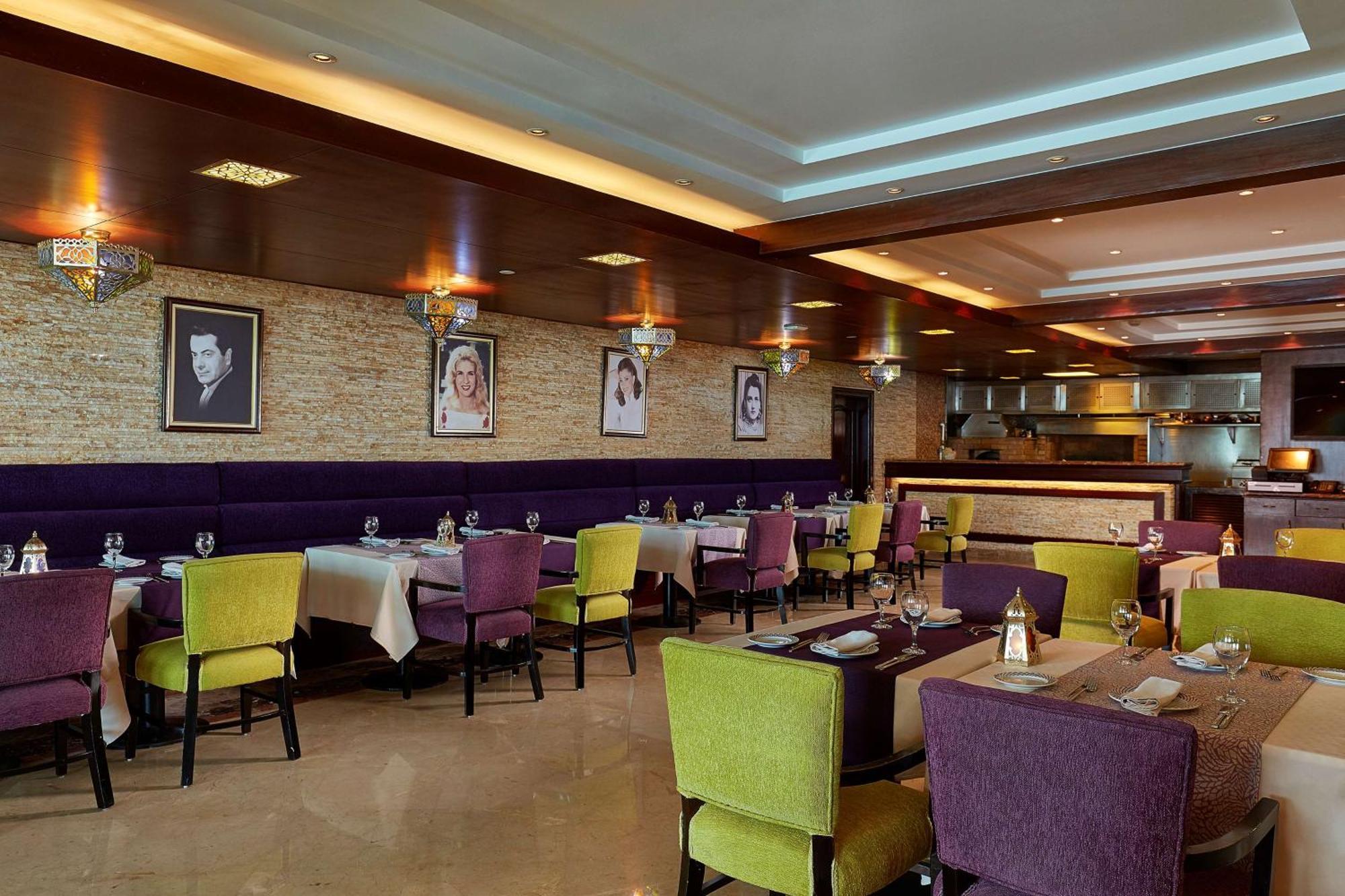ฮิลตัน อเลกซานเดรีย คอร์นิช Hotel อเล็กซานเดรีย ภายนอก รูปภาพ The interior of the restaurant